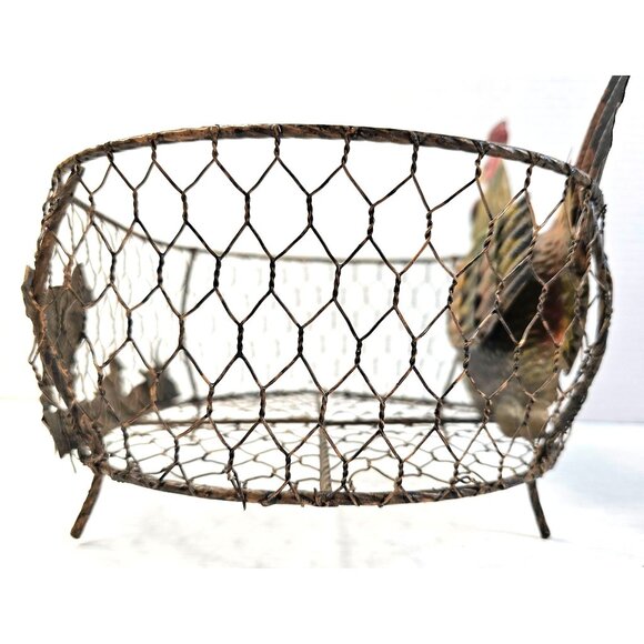 Vintage Rustic Collectible Metal Wire Chicken Basket Hen Chicks Farmhouse Decor - Picture 4 of 8